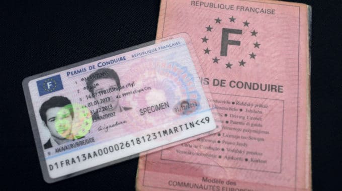 Ancien-et- Nouveau-permis-conduire-français